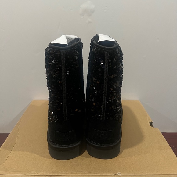Ugg, Classic Short Chunky Sequin, 1130650, Black - Picture 4 of 12